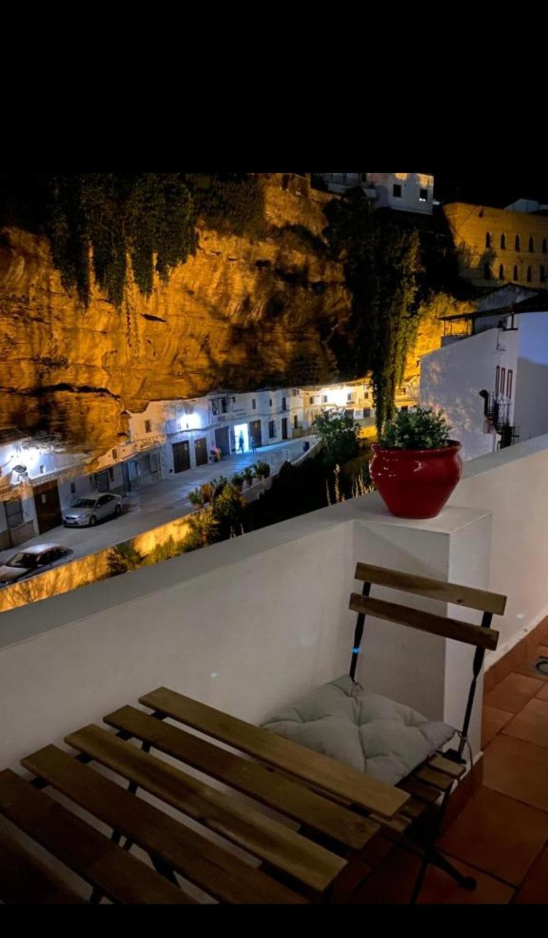 Casa Bajo La Roca Villa Setenil De Las Bodegas Ruang foto